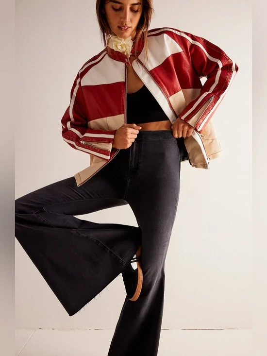 FREE PEOPLE We The Free Just Float On Flare Jeans - Picture 3 of 14